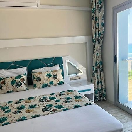 Derin Deniz Otel Karatas  ภายนอก รูปภาพ